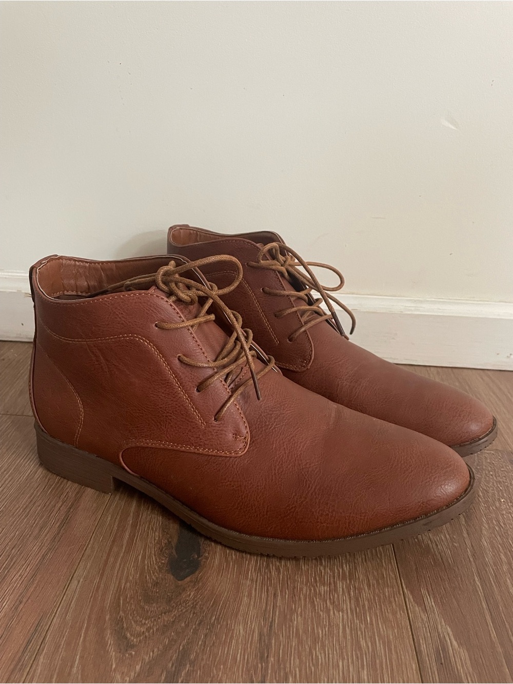 Men's Brown Lace-Up Chukka Boots